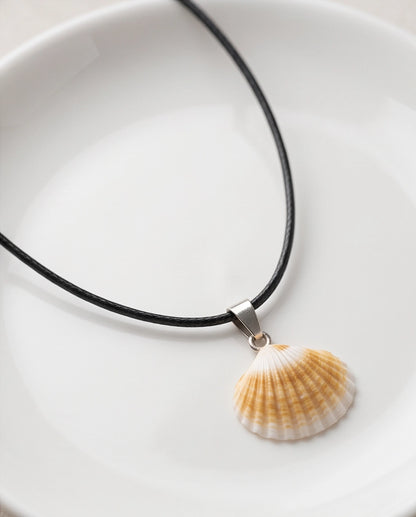 Silver Natural Seashell Pendant Chain Necklace