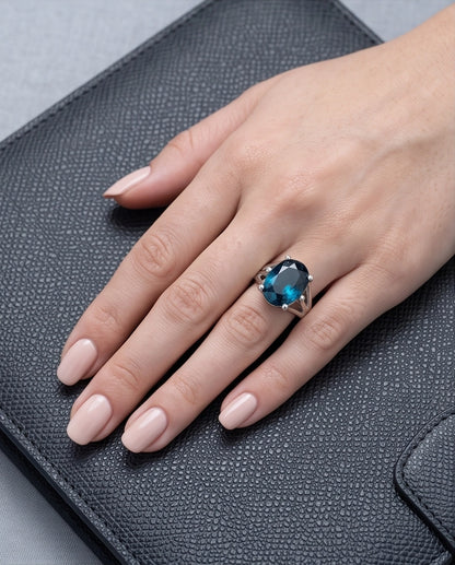 Silver Oval Sapphire Gemstone Solitaire Ring