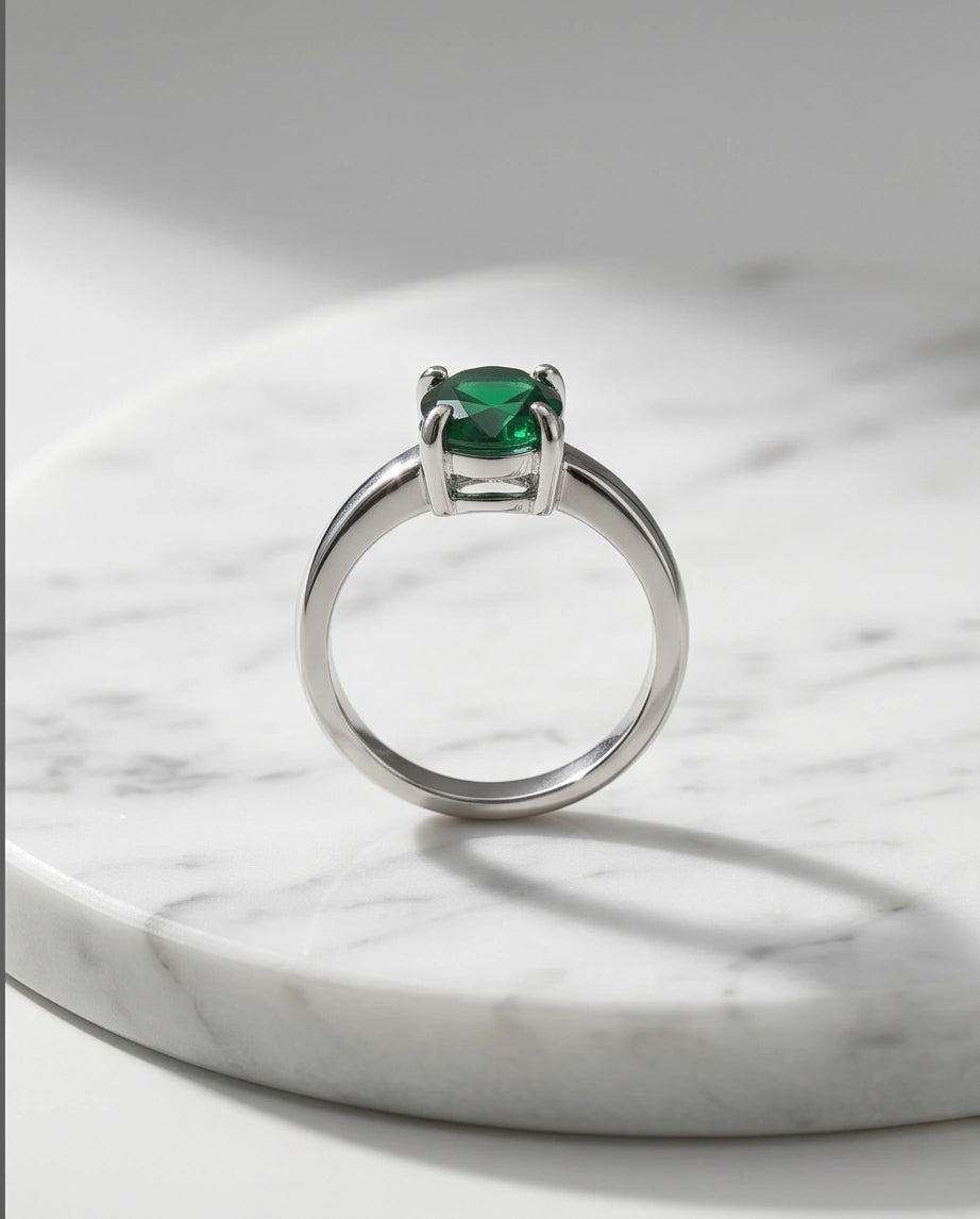 Sterling Silver Oval-Cut Green Emerald Solitaire Ring