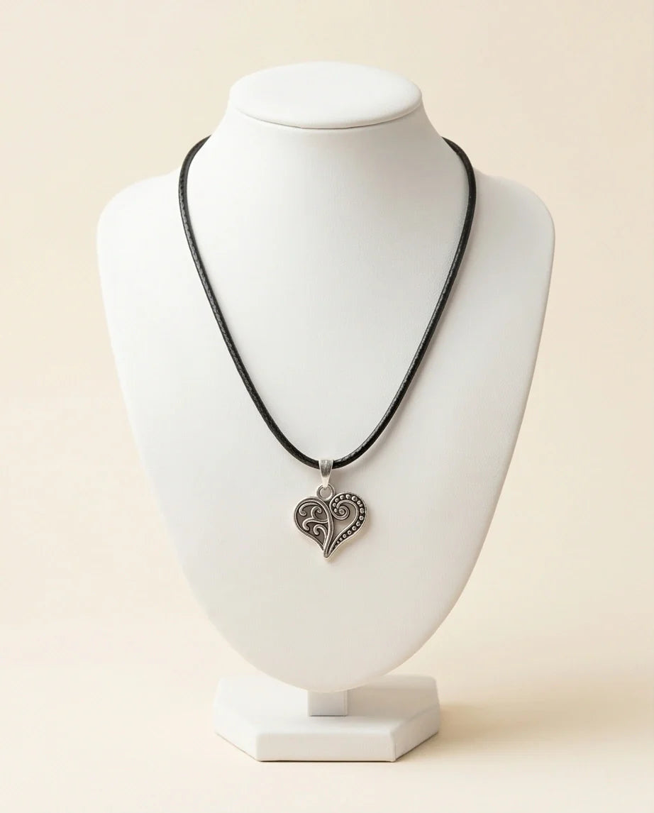 Silver Filigree Heart Pendant Necklace