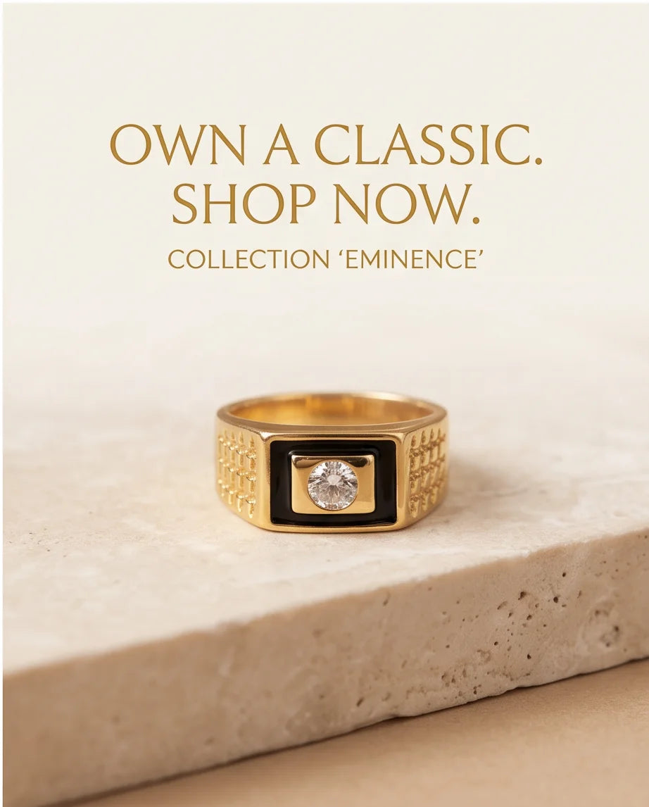 Centered Clear Gemstone Onyx Frame Lattice Gold Ring