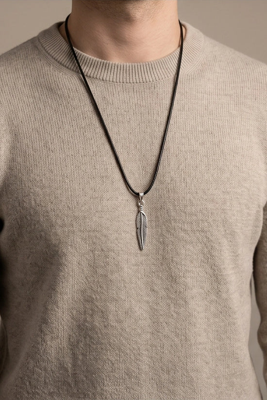 Silver Retro Feather Pendant Necklace