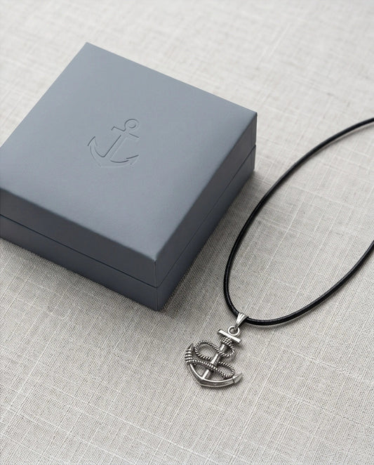 The Maritime Hope: Vintage Anchor & Rope Pendant Necklace