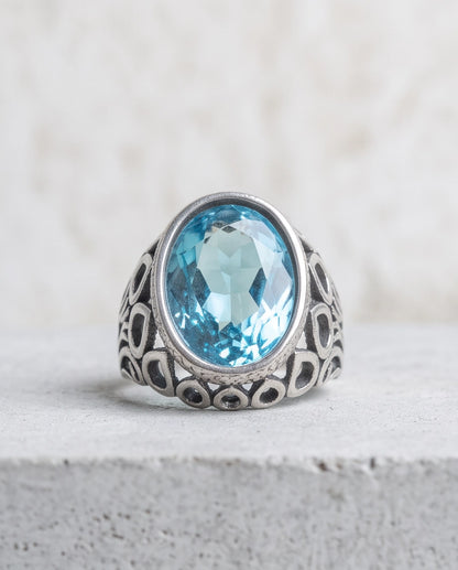 Aquamarine Oval-Cut Gemstone Openwork Scroll Silver Ring