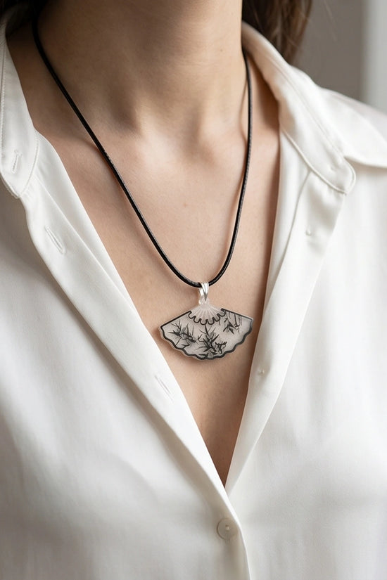 Artistic Bamboo Fan Pendant Necklace