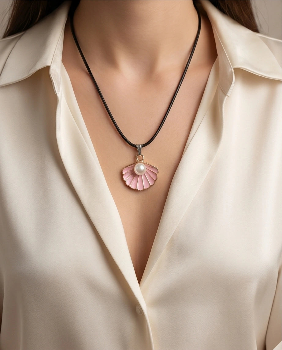 Pink Seashell Enamel Pendant Necklace with Faux Pearl