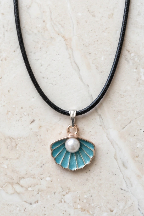 Gold and Turquoise Seashell Pearl Necklace
