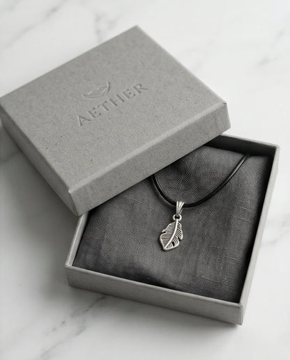 Silver Detailed Plume Feather Necklace