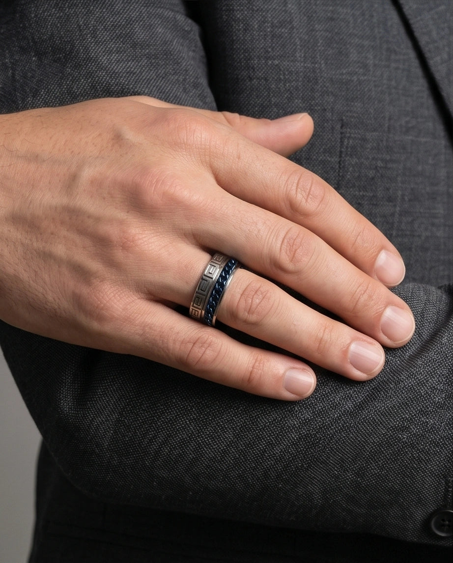 Modern Greek Key Blue Chain Spinner Ring