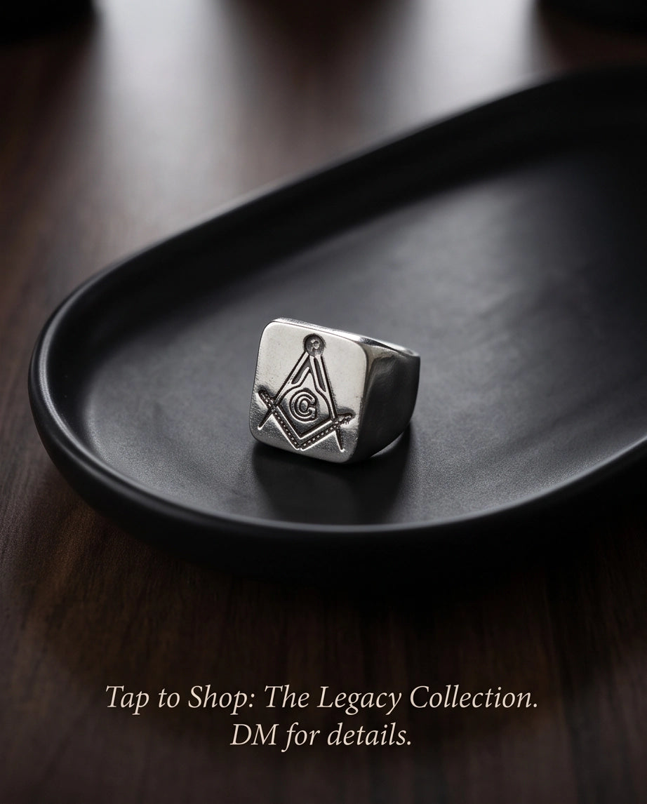 Masonic Square and Compasses Signet Silver Ring