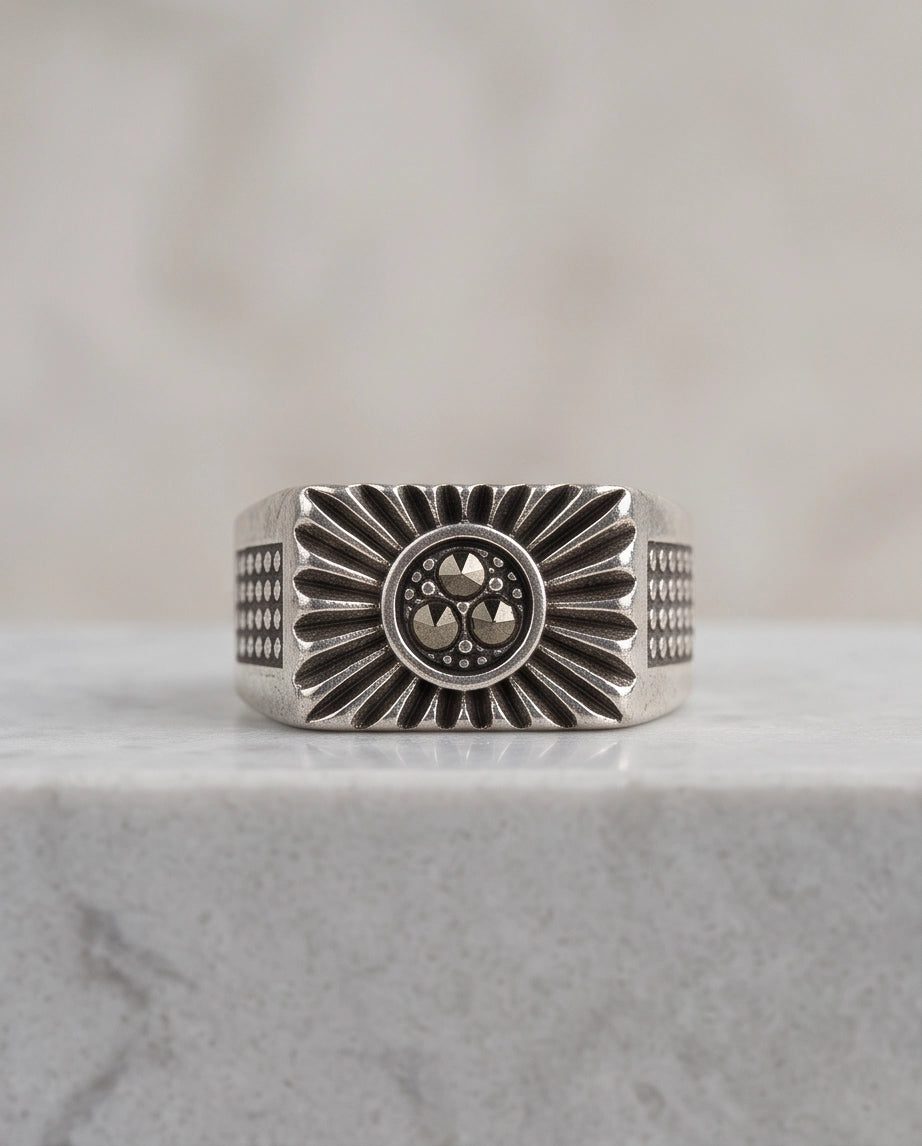 Celestial Sunburst Dark-Triple-Crystal Stippled Band Silver Ring