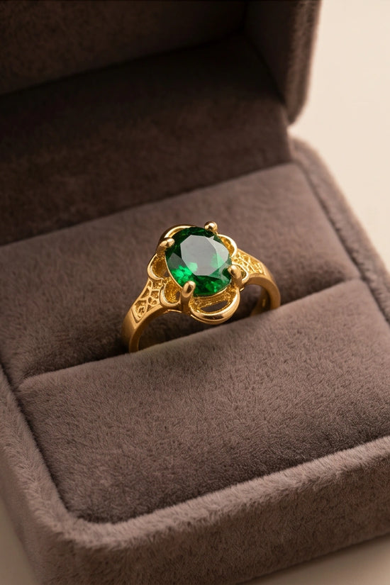 Golden Verdant Emerald Filigree Ring