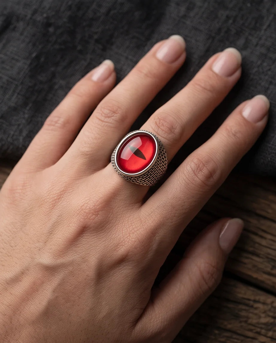 Crimson Brickwork Slit-Pupil Silver Ring
