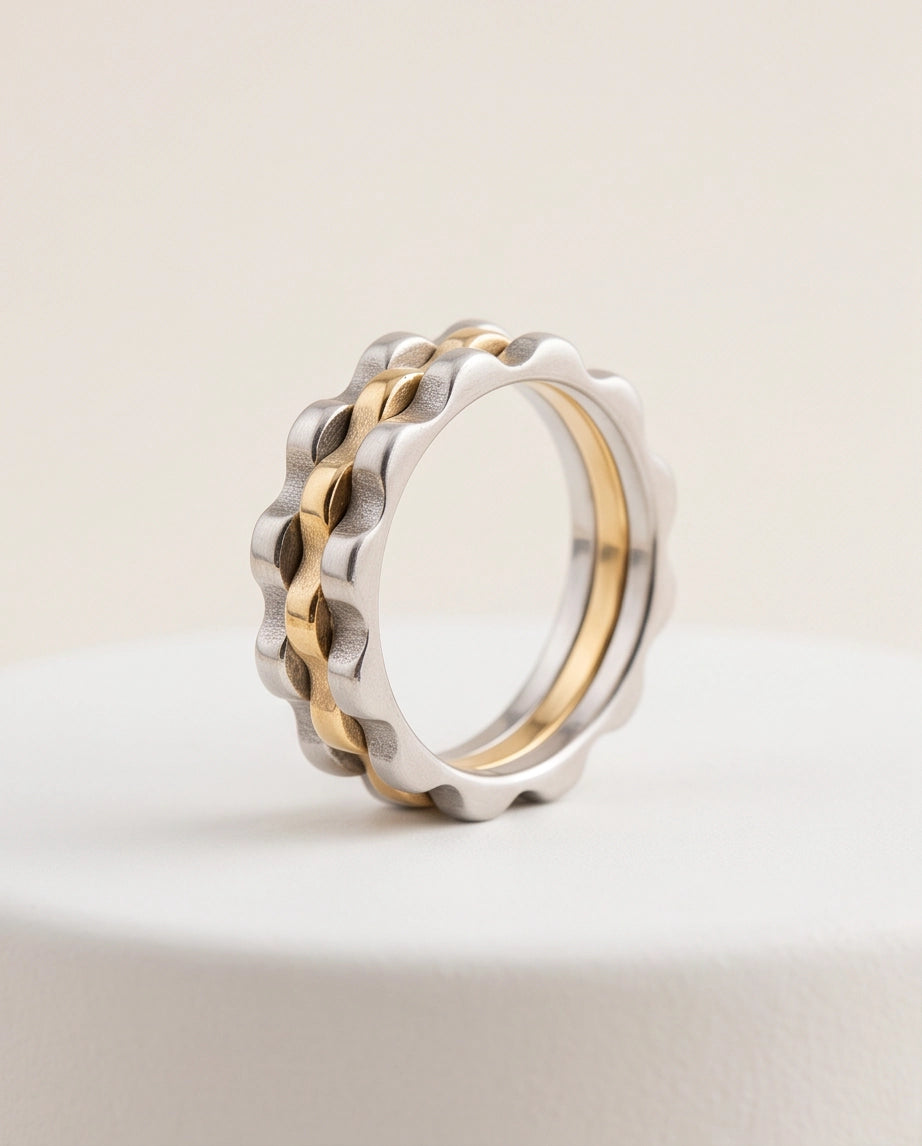 Interlocking Gear Minimalist Band