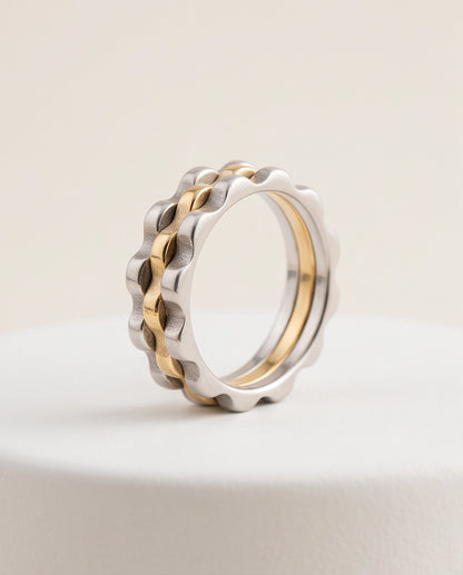 Interlocking Gear Minimalist Band