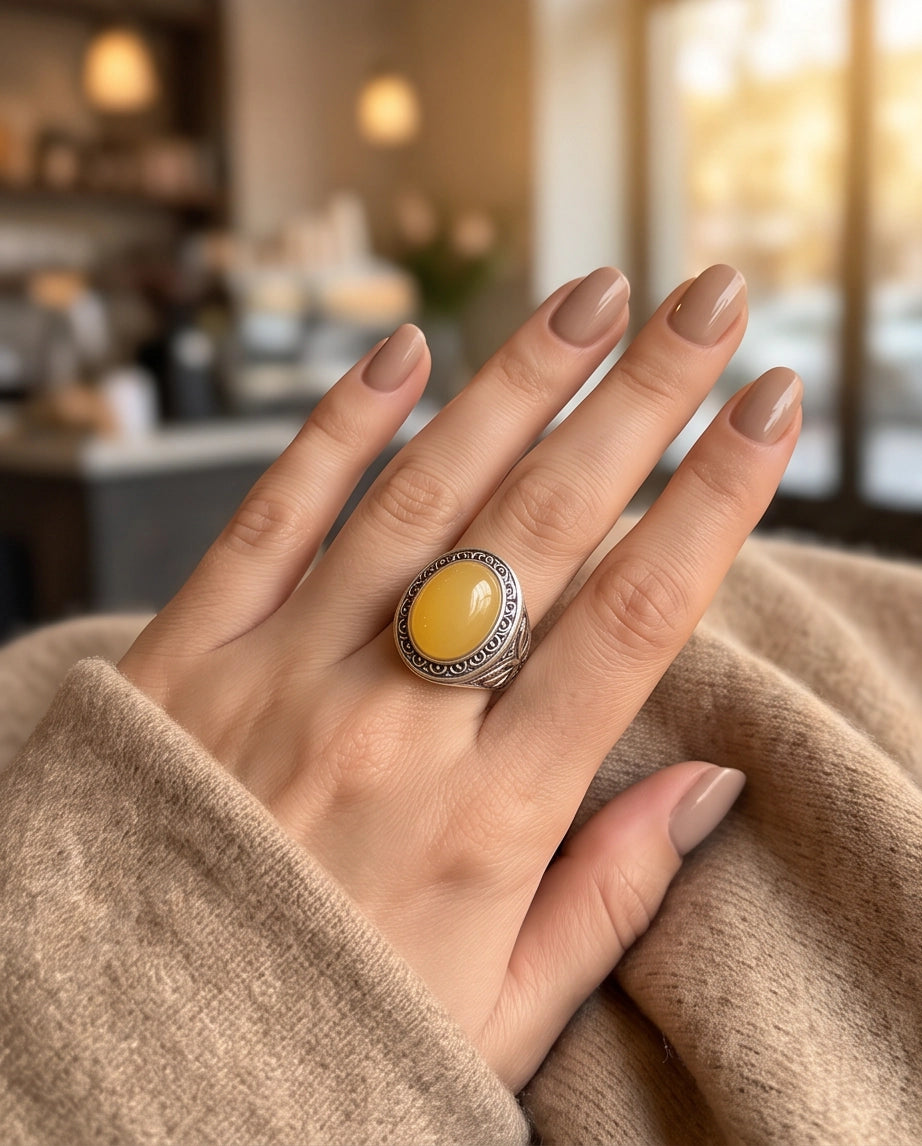 Yellow Jade Cabochon Scalloped Bezel Silver Ring