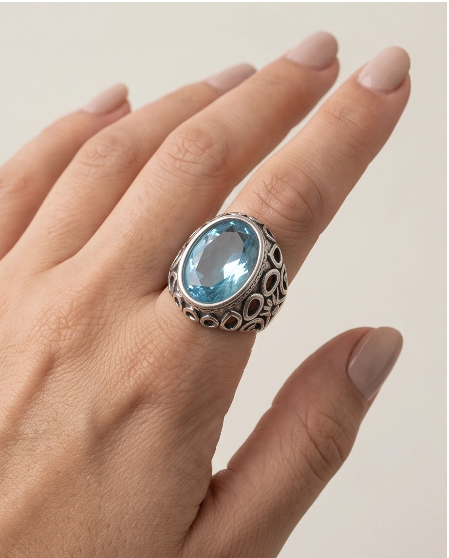 Aquamarine Oval-Cut Gemstone Openwork Scroll Silver Ring