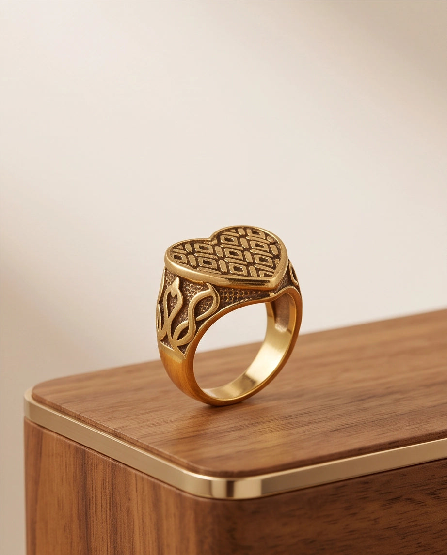 Lattice Heart Gold Signet Ring