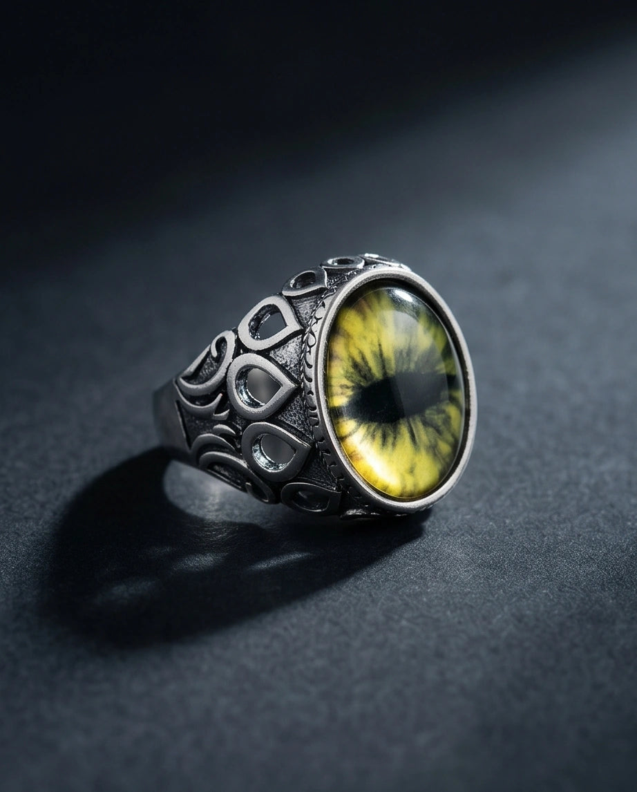 Vintage Sterling Silver Gothic Owl's Eye Statement Ring