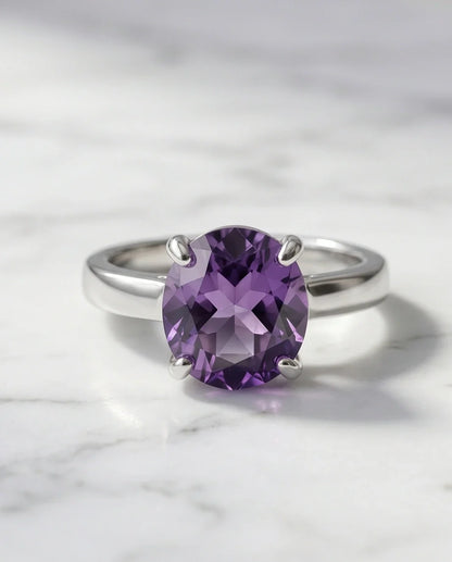 Sterling Silver Oval Amethyst Solitaire Ring