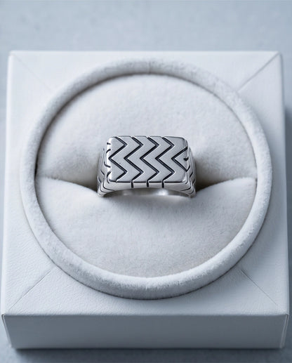 Geometric Zig-Zag Tire Tread Ring