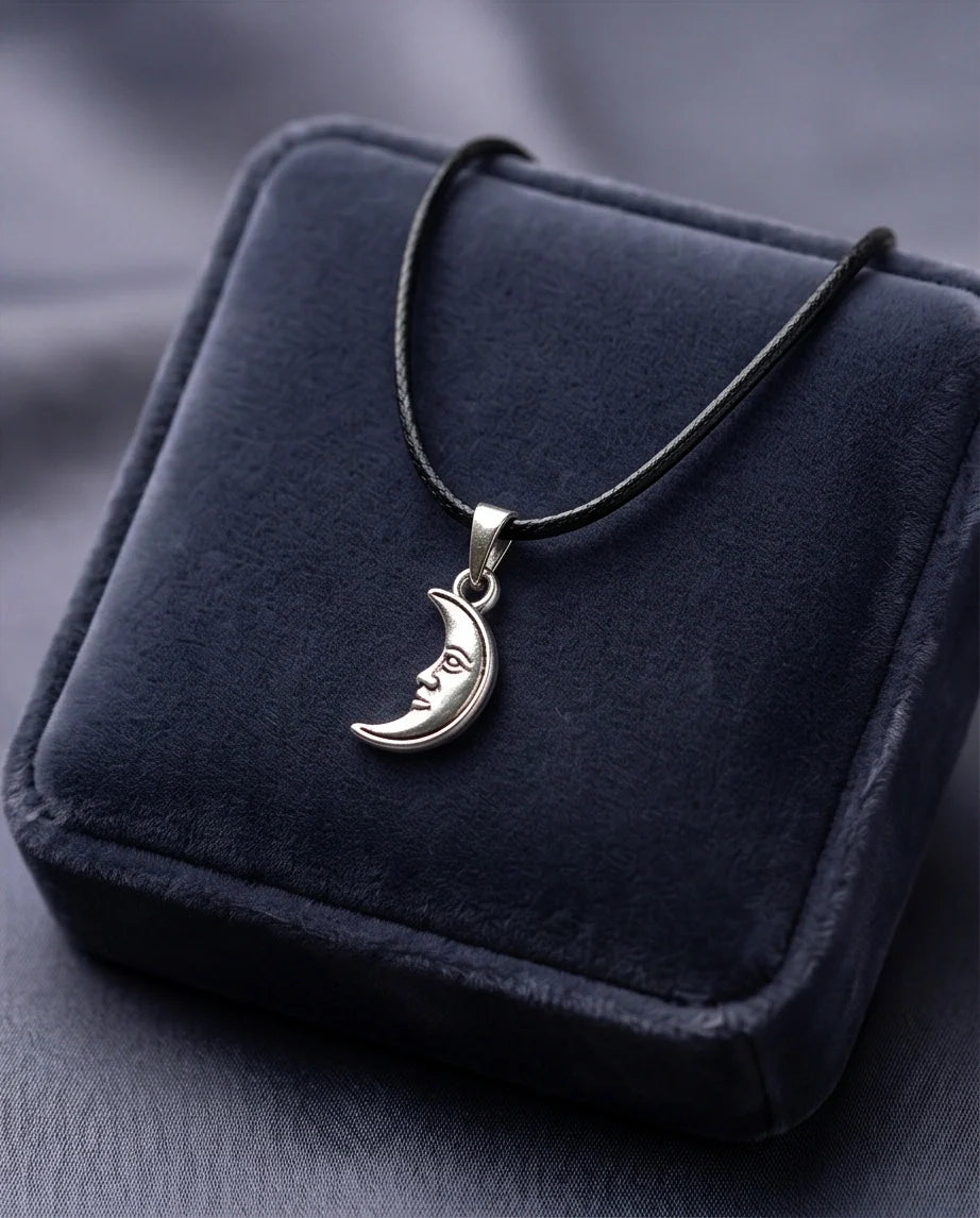 Silver Vintage Crescent Moon Face Necklace