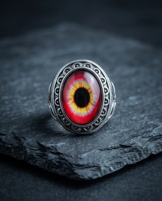 Vintage Sterling Silver Fiery Crimson Dragon's Eye Ring