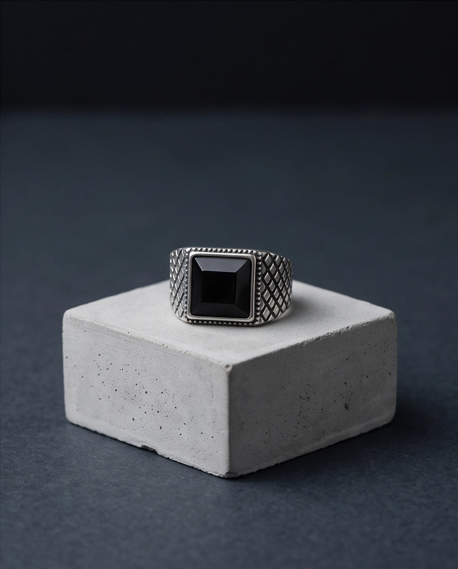 Pyramid Cut Onyx-Style Sawtooth Diamond-Mesh Silver Ring