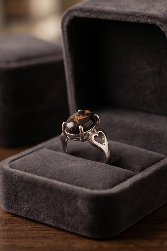 Mystic Meridian Onyx Heart Ring