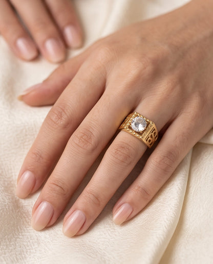 Brilliant Round Cut Sawtooth Filigree Scroll Gold Ring