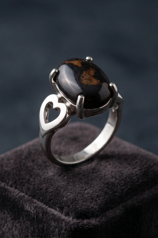 Mystic Meridian Onyx Heart Ring