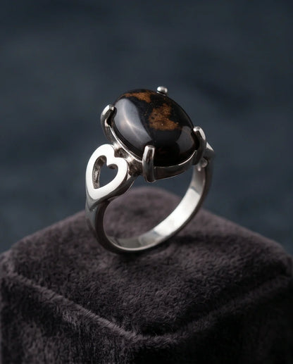 Mystic Meridian Onyx Heart Ring