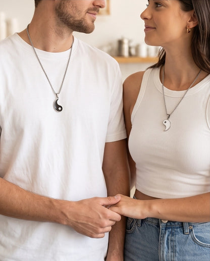 Silver Yin Yang Couple Enamel Pendant Necklace Set