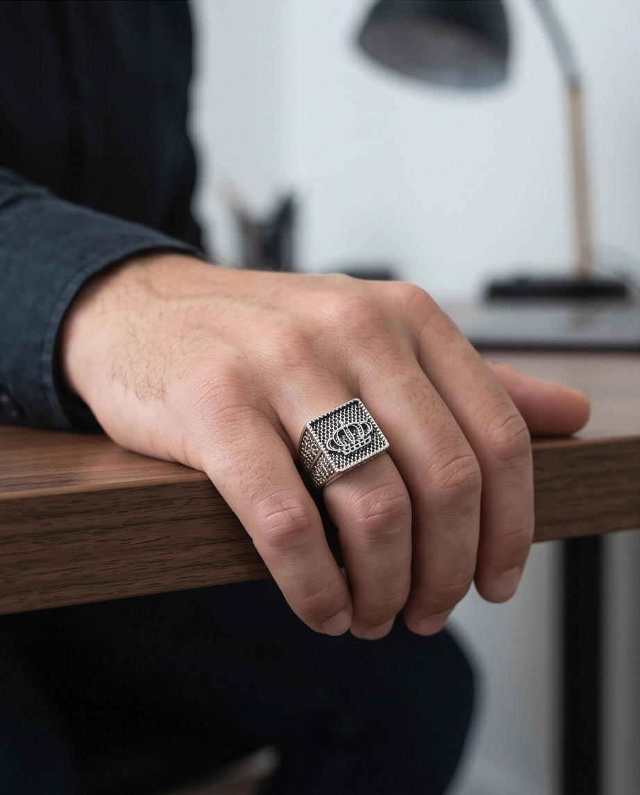 Royal Crown Mesh Square Signet Silver Ring