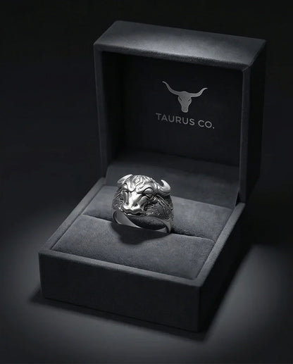Vintage Oxidized Silver Bull Head Power Statement Ring