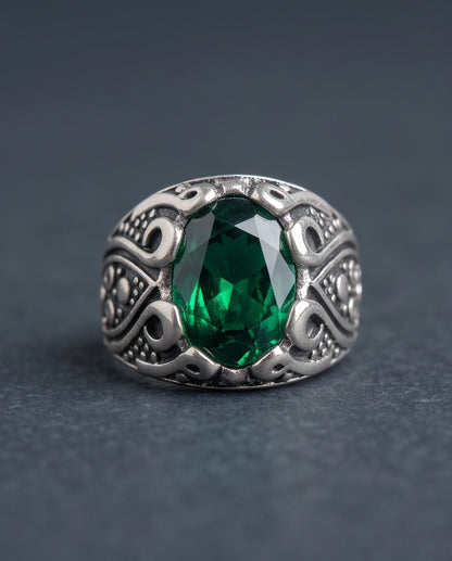 Emerald Gemstone Scalloped Crown Bezel Scroll Filigree Silver Ring