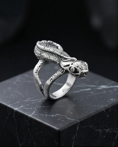 Vintage Silver Oxidized Chameleon Lizard Statement Ring