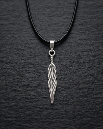 Silver Retro Feather Pendant Necklace