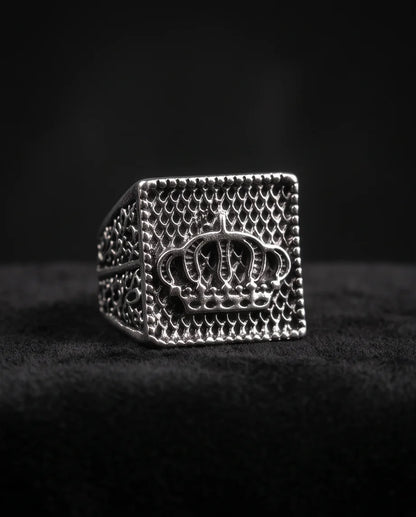 Royal Crown Mesh Square Signet Silver Ring