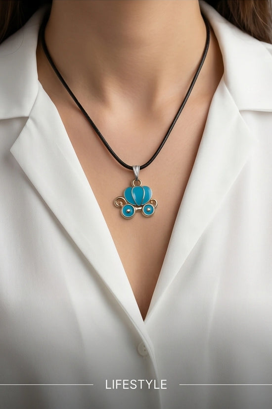 Gold and Turquoise Royal Carriage Necklace