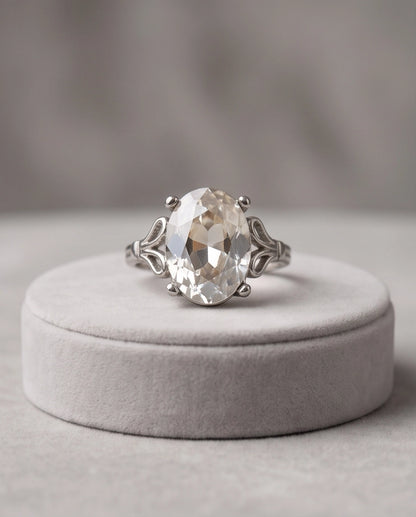 Silver Oval Clear Quartz Vintage Solitaire Ring