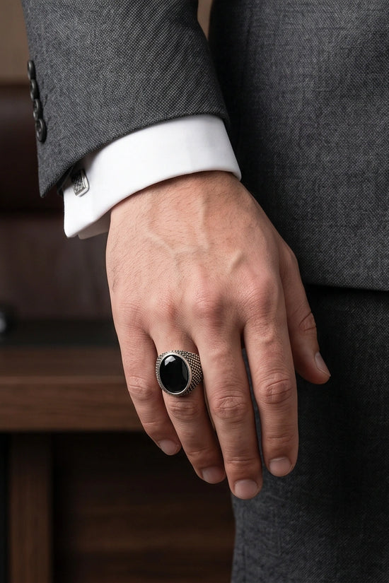 Imperial Onyx Mesh Signet Ring