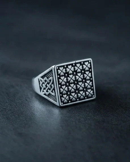 Vintage Sterling Silver Celtic Clover Signet Ring