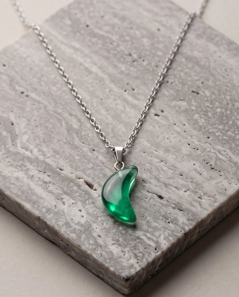 Silver Emerald Green Crescent Moon Pendant Necklace