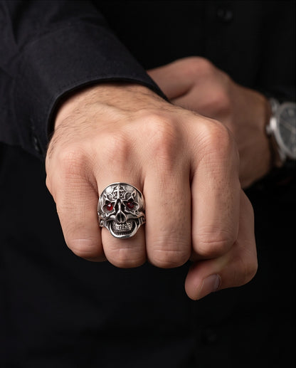 Ruby-Eyed Star-Eyed Gothic Cross Skull Silver Ring