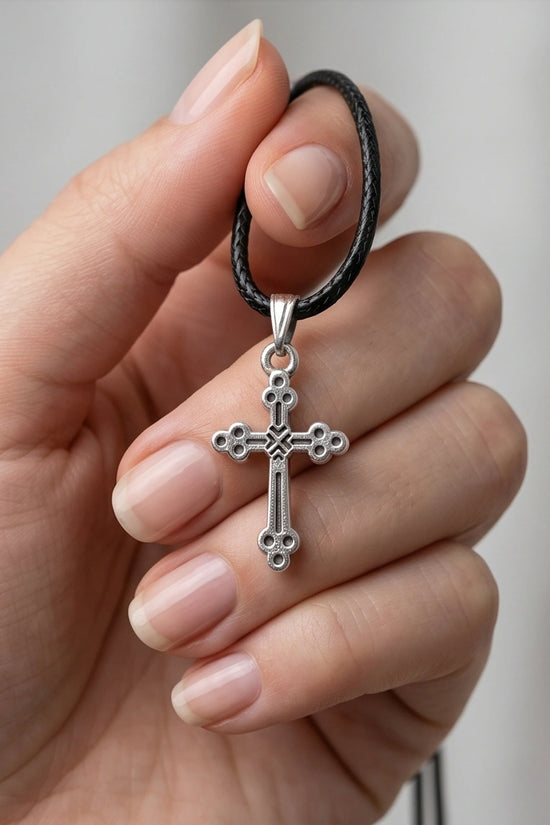 Silver Detailed Decorative Cross Necklace