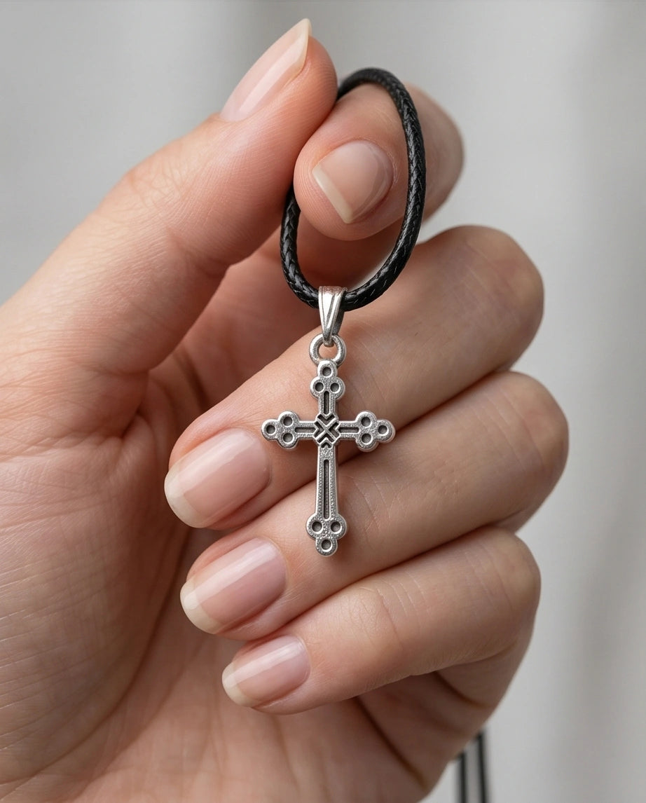 Silver Detailed Decorative Cross Necklace