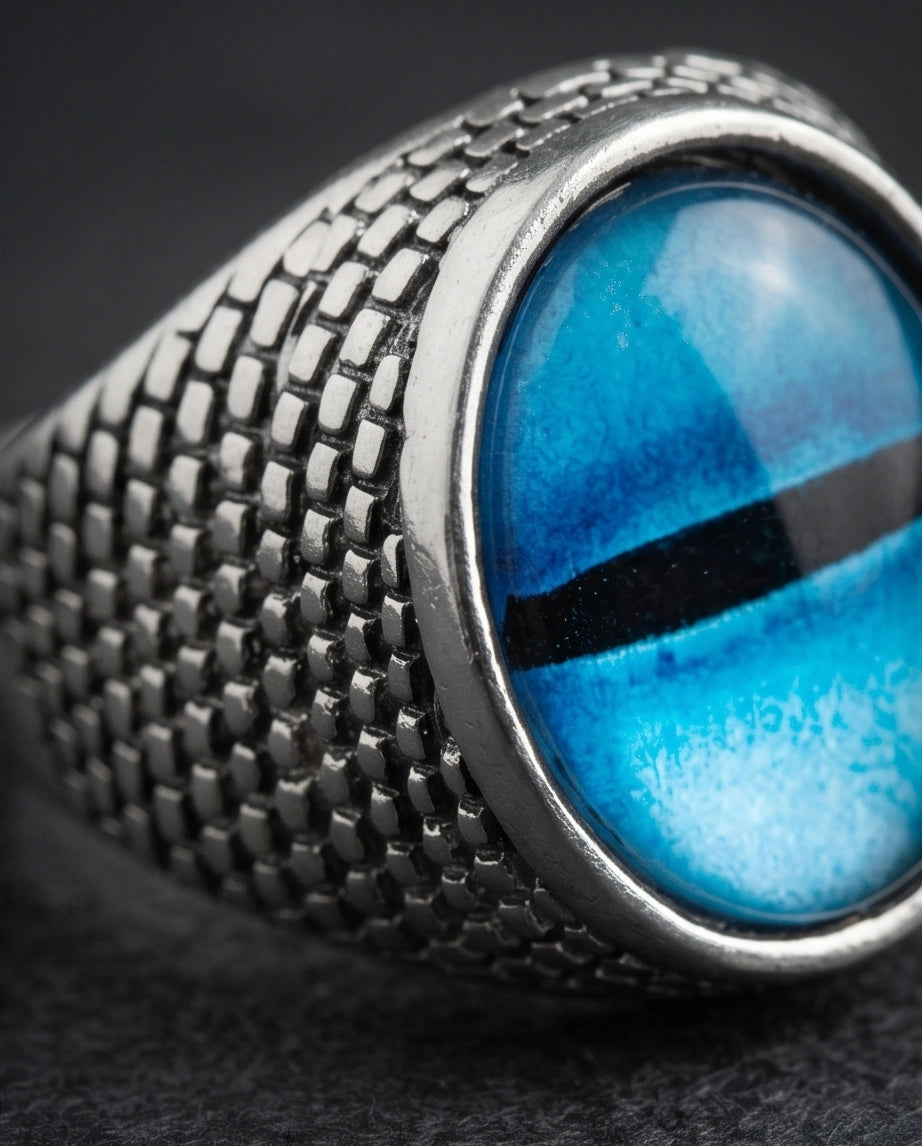 Vintage Sterling Silver Aqua Serpent's Eye Ring