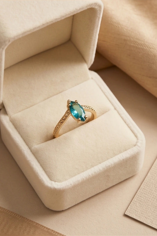 Vintage 14K Gold Marquise London Blue Topaz Chevron Ring