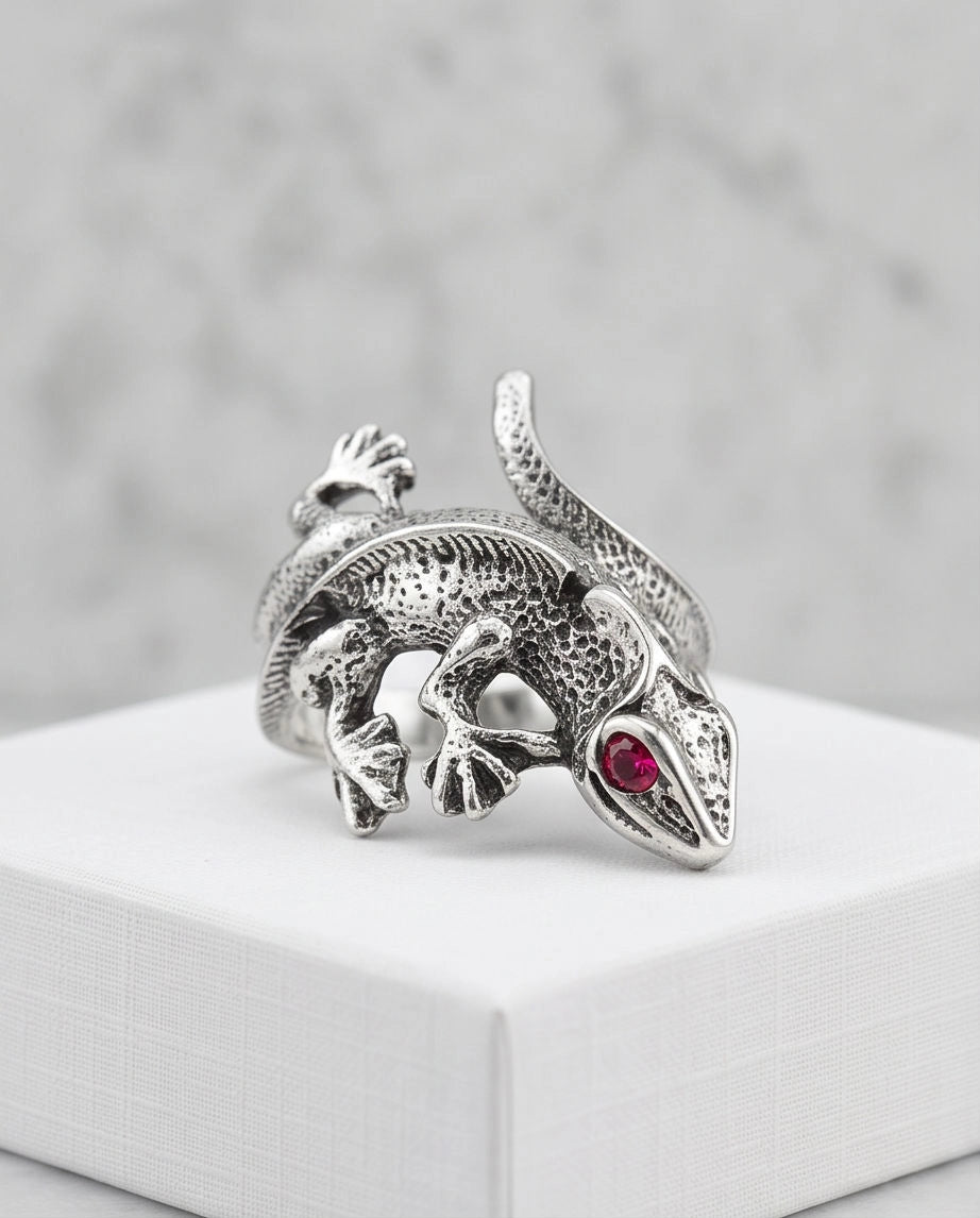 Ruby-Eyed Sculpted Lizard Wrap Ring